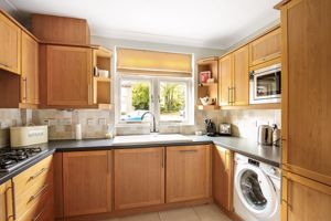 Kitchen- click for photo gallery